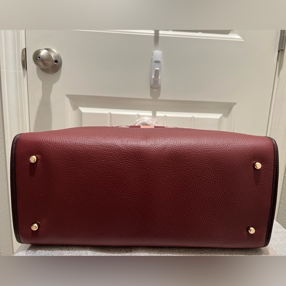 NWT Coach Dempsey Tote 40 - Picture 3 of 9